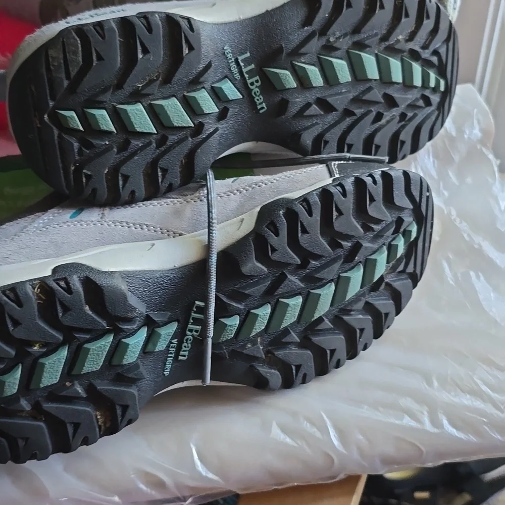L.L. Bean Woman Gray and Teal Sneakers - Picture 4 of 5